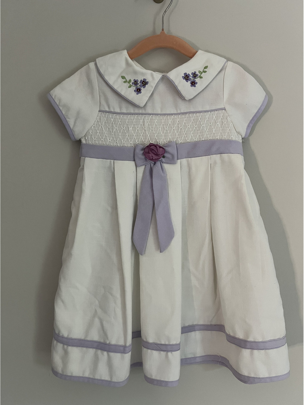 Vintage Cream/Lilac Floral Embroidery Bow Detail Dress
